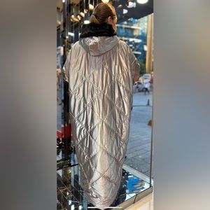 Winter light jacket with crystal and nice material